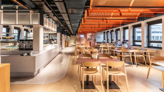 atrium est le restaurnt de la clinique saint-jean bruxelles site botanique